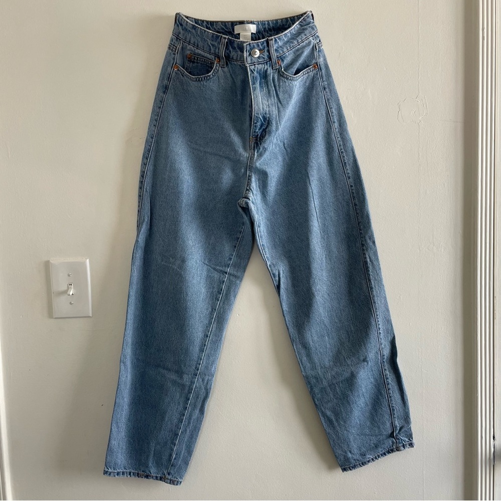 H&M Jeans | Women’s Size 2 | High Waisted Blue Jeans | Mom High Ankle Jeans